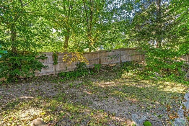 8 Forest Ave, Cohasset, MA 02025