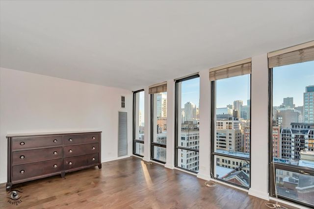 200 E Delaware Place 26E, Chicago, IL 60611