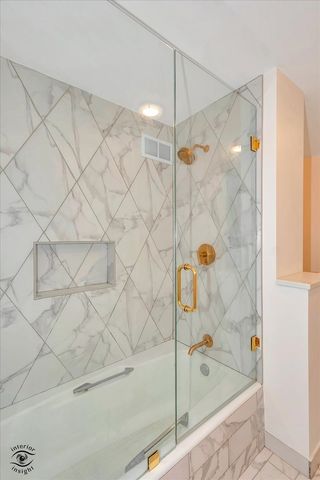 200 E Delaware Place 26E, Chicago, IL 60611