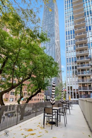 200 E Delaware Place 26E, Chicago, IL 60611