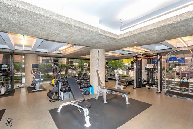 200 E Delaware Place 26E, Chicago, IL 60611