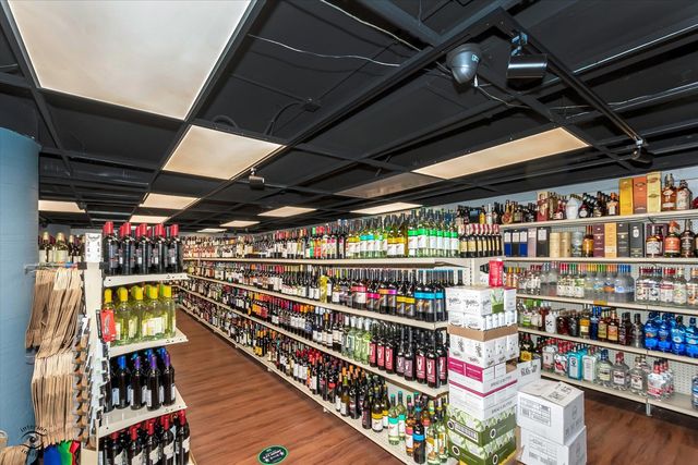 200 E Delaware Place 26E, Chicago, IL 60611