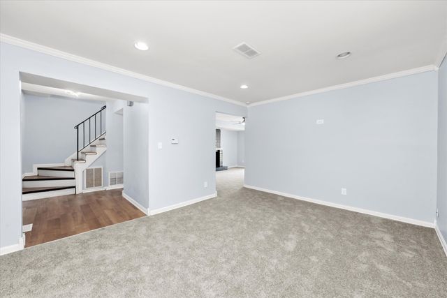 1106 W 61st Avenue, Merrillville, IN 46410