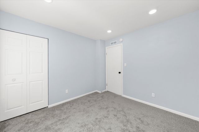 1106 W 61st Avenue, Merrillville, IN 46410