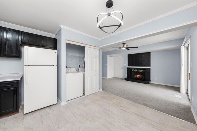 1106 W 61st Avenue, Merrillville, IN 46410