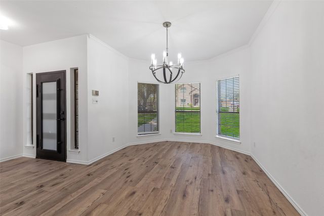 2601 Kimberly Drive, Grapevine, TX 76051