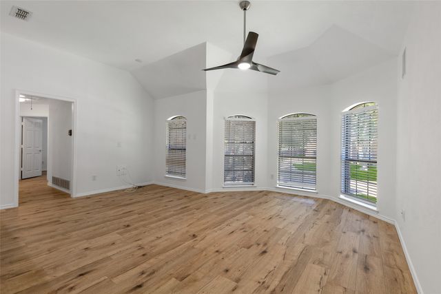 2601 Kimberly Drive, Grapevine, TX 76051