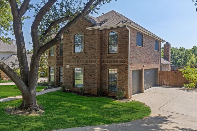 2601 Kimberly Drive, Grapevine, TX 76051