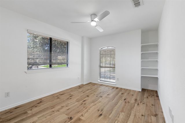 2601 Kimberly Drive, Grapevine, TX 76051