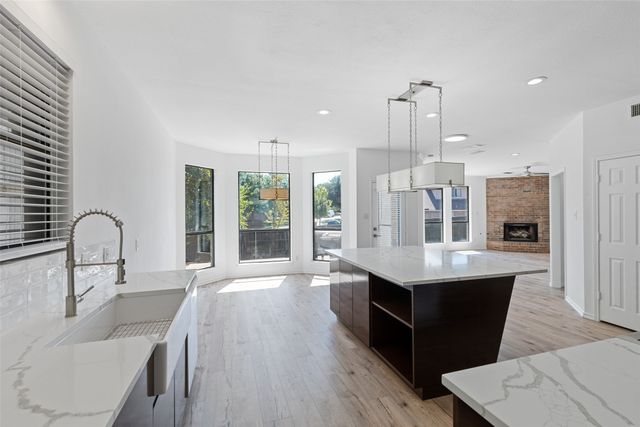 2601 Kimberly Drive, Grapevine, TX 76051