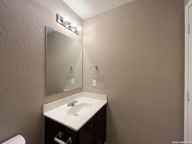 11838 Twin Oaks Path, San Antonio, TX 78254