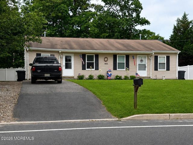 1553 Breakers Drive, Manahawkin, NJ 08050
