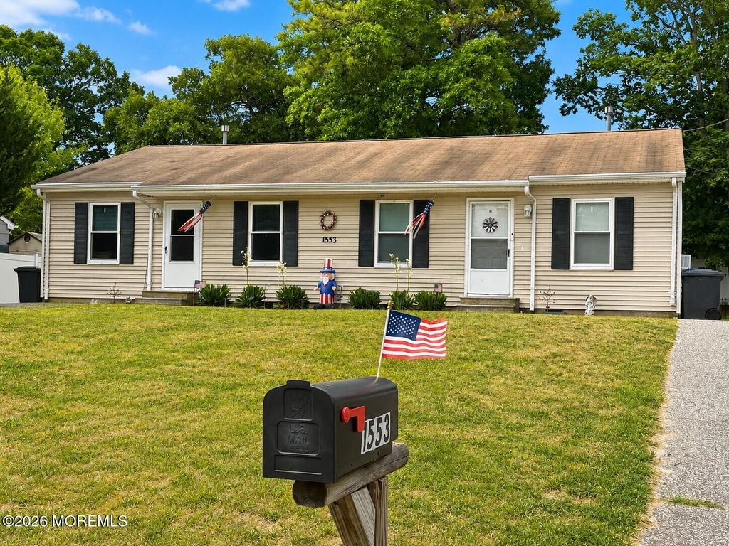 1553 Breakers Drive, Manahawkin, NJ 08050