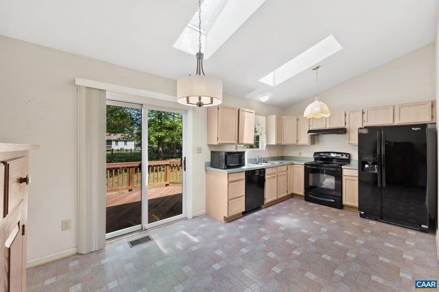 134 WILLIAM RD, Ruckersville, VA 22968