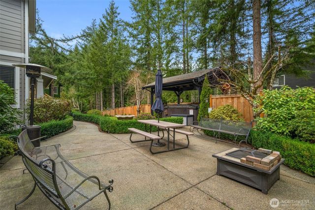 27565 265th Court SE, Ravensdale, WA 98051
