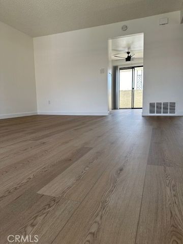 755 E Date, Brea, CA 92821