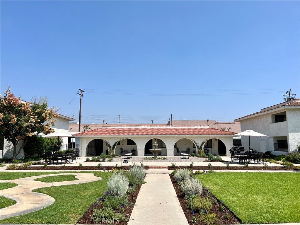 755 E Date, Brea, CA 92821