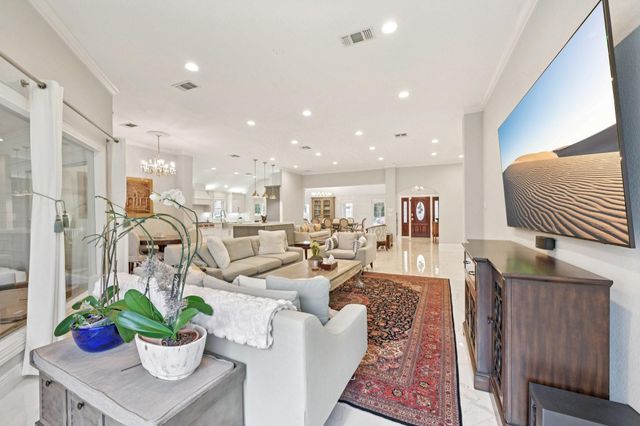 106 Mignon Lane, Houston, TX 77024