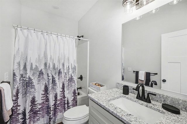 9073 W Colby Road, Greenville, MI 48838