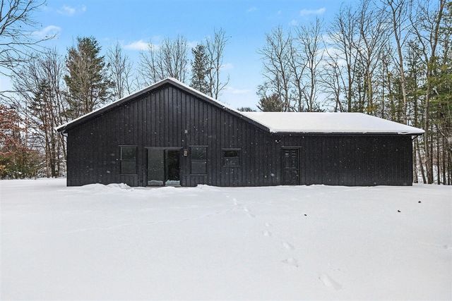 9073 W Colby Road, Greenville, MI 48838