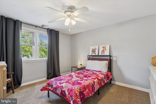 102 HUNTER RD, Plymouth Meeting, PA 19462