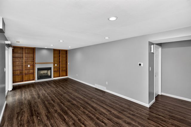 19516 515th Avenue, Ames, IA 50014