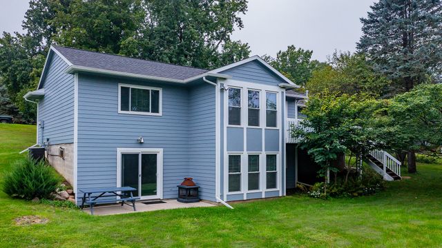 19516 515th Avenue, Ames, IA 50014