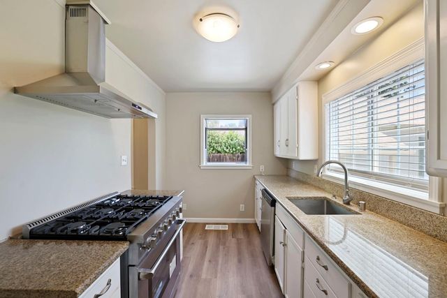 1718 Michigan Ave, Stockton, CA 95204