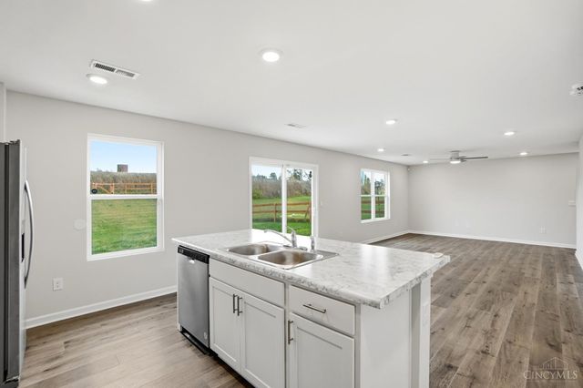 4980 Lakeview Drive, Hamilton Twp, OH 45152