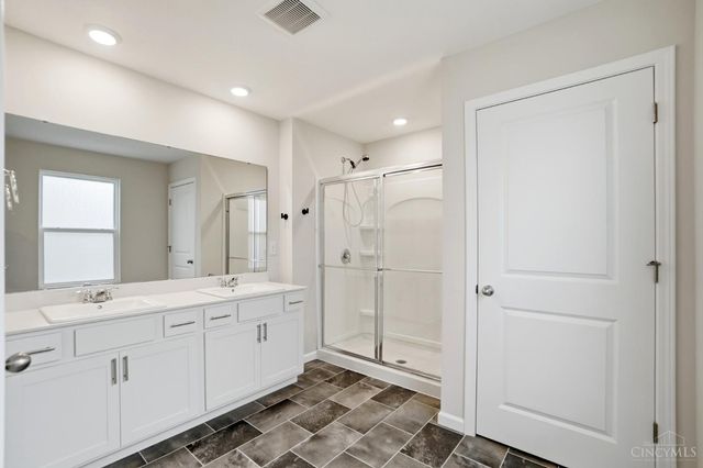 4980 Lakeview Drive, Hamilton Twp, OH 45152