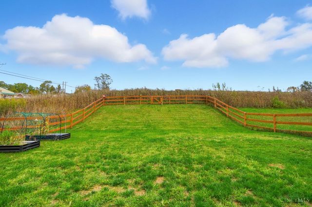 4980 Lakeview Drive, Hamilton Twp, OH 45152