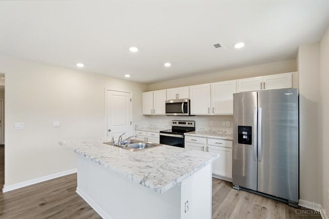 4980 Lakeview Drive, Hamilton Twp, OH 45152