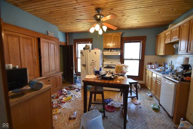 820 W 5th Street, Anderson, IN 46016