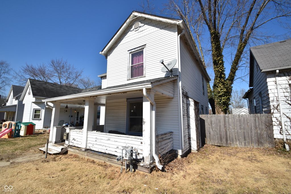 820 W 5th Street, Anderson, IN 46016