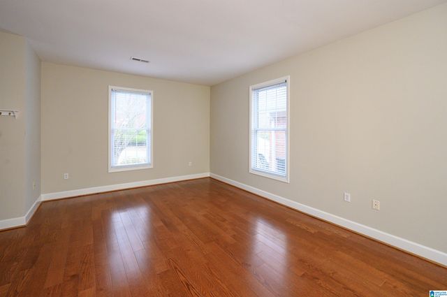 1525 JACOBS CIRCLE, Vestavia Hills, AL 35216