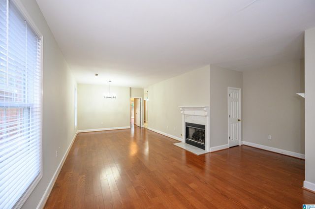 1525 JACOBS CIRCLE, Vestavia Hills, AL 35216