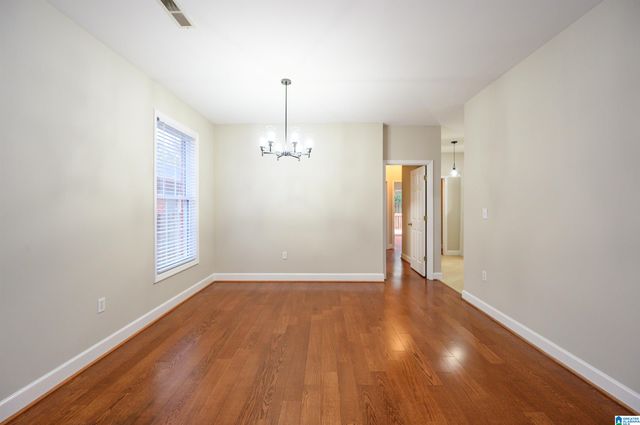 1525 JACOBS CIRCLE, Vestavia Hills, AL 35216