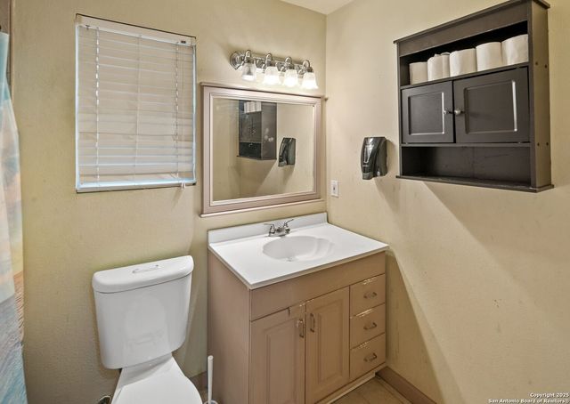 6238 Big Valley, San Antonio, TX 78242