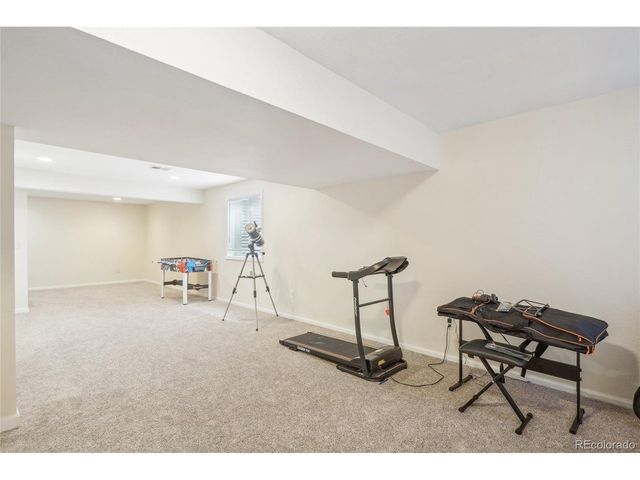 4913 Smallwood Ct, Fort Collins, CO 80528
