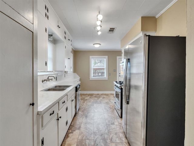 1411 Lawson Street, Houston, TX 77023