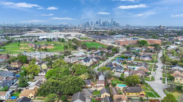 1411 Lawson Street, Houston, TX 77023