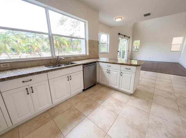 12431 SW 1st Street, Plantation, FL 33325