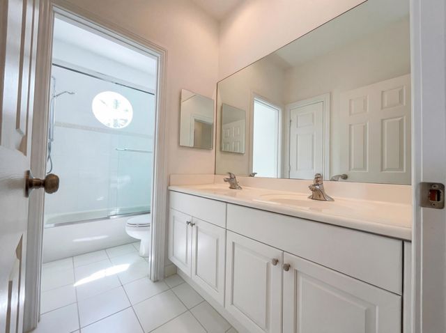 12431 SW 1st Street, Plantation, FL 33325