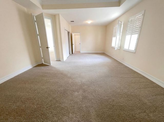 12431 SW 1st Street, Plantation, FL 33325