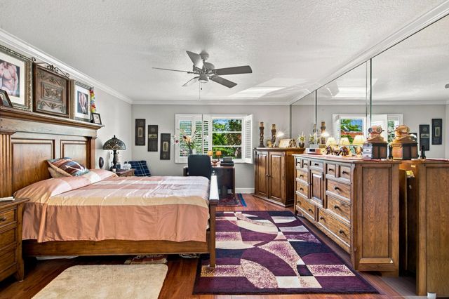 1920 NE 1ST Terrace 212H, Wilton Manors, FL 33305
