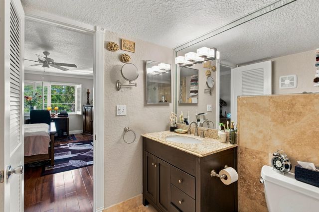 1920 NE 1ST Terrace 212H, Wilton Manors, FL 33305