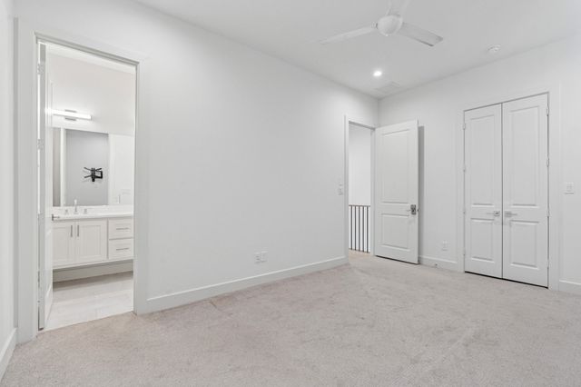 704 W Main Street, Arlington, TX 76013