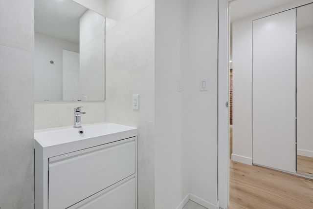 96 Gainsborough St 301W, Boston, MA 02115