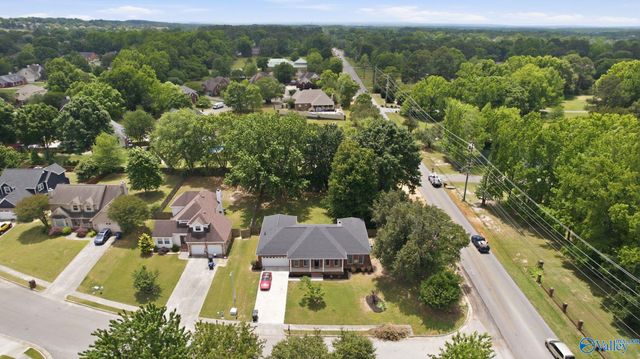 100 Pebblebrook Circle, Madison, AL 35758