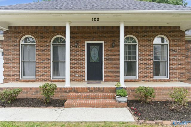 100 Pebblebrook Circle, Madison, AL 35758